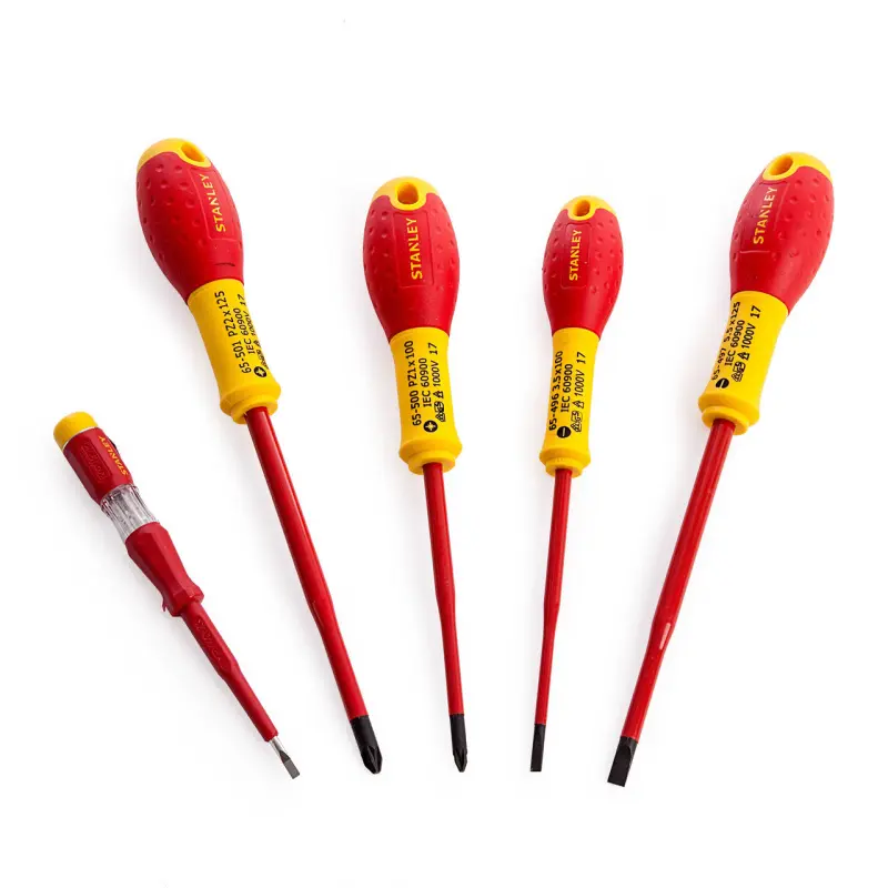 477521-st-xtht0-62693