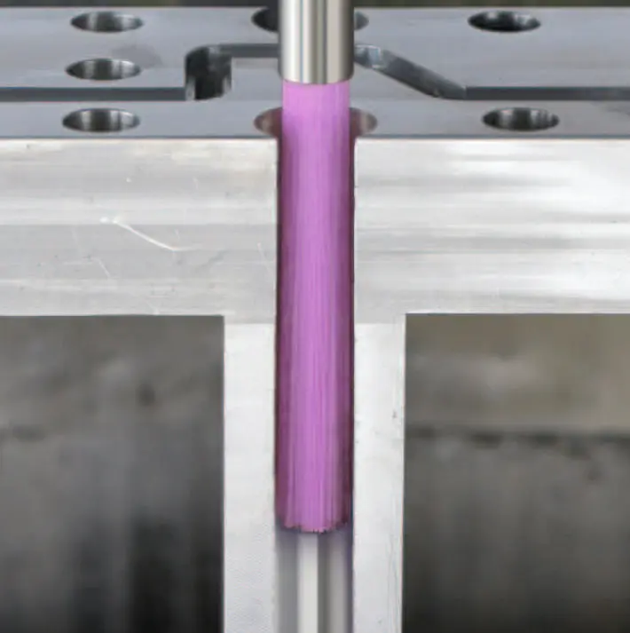 Kartáč křížový pro odjehlení Ø 1,5 mm - zrno 6000 (světle fialový - pro pryskyřice a kompozitní materiály)